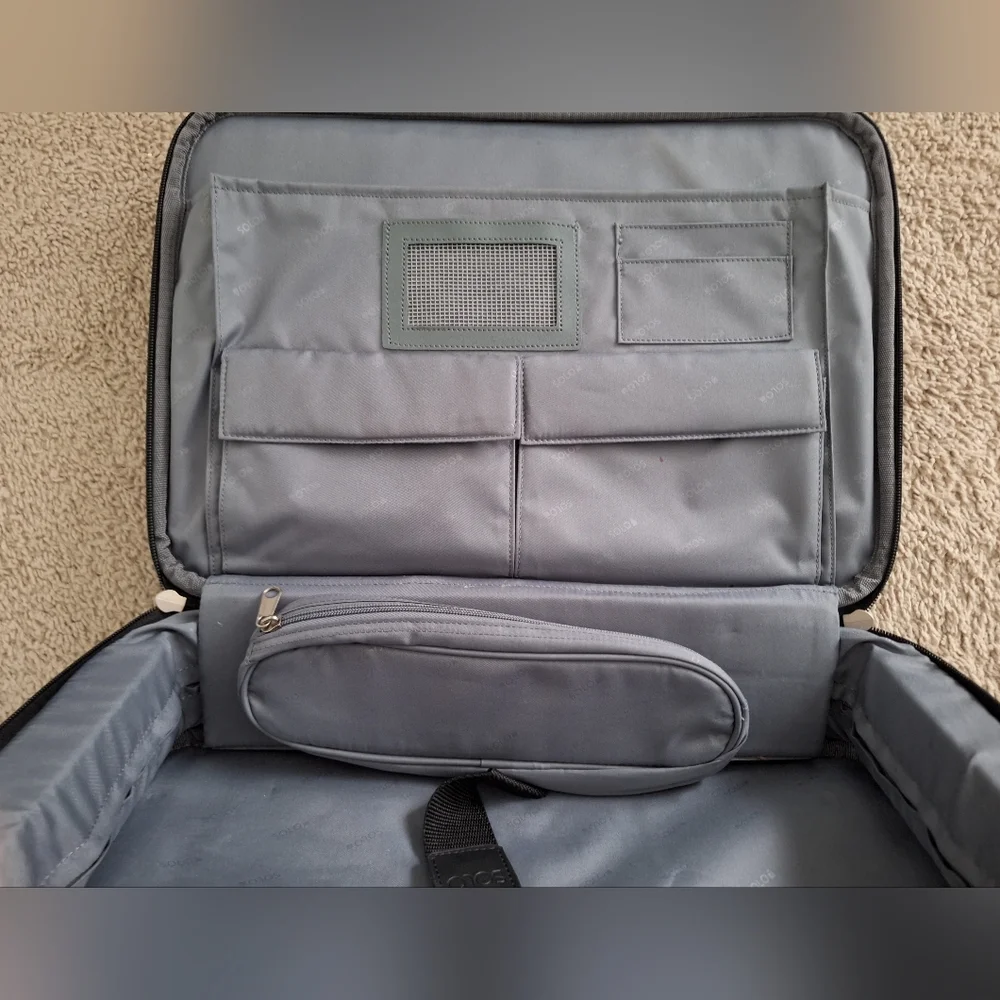SOLO Laptop Briefcase